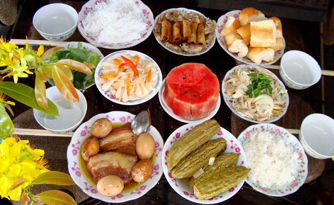 MENU TẤT NIÊN